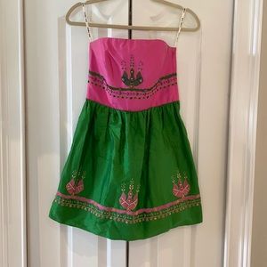 Adorable Betsy Johnson dress. Very good condition.